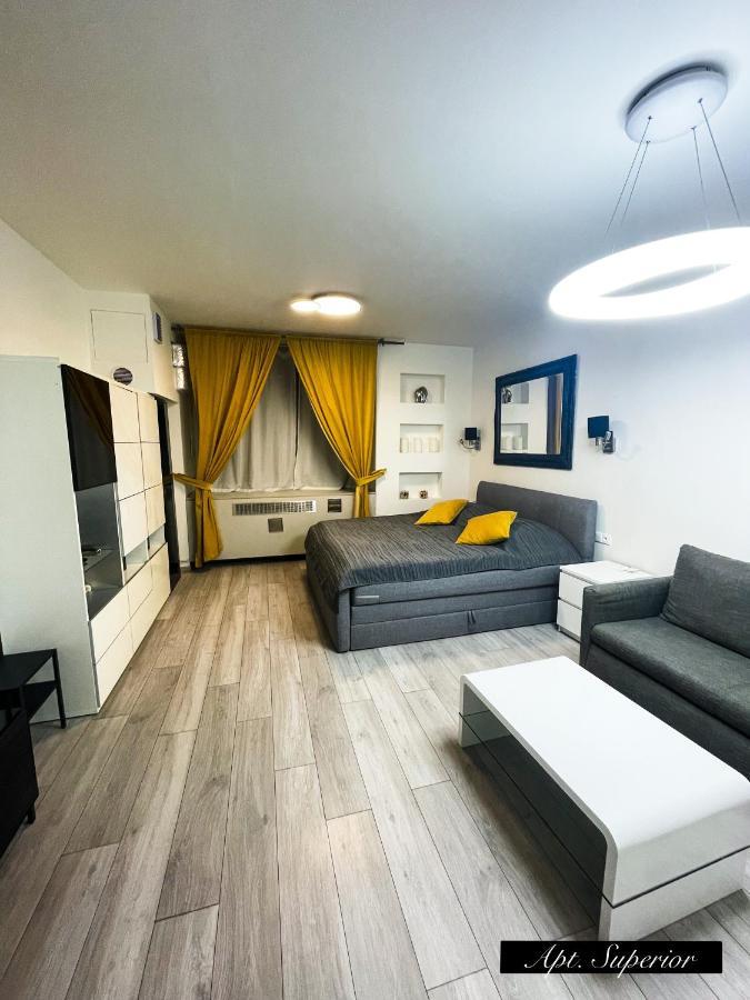 In The Heart Of Apartamento Praga