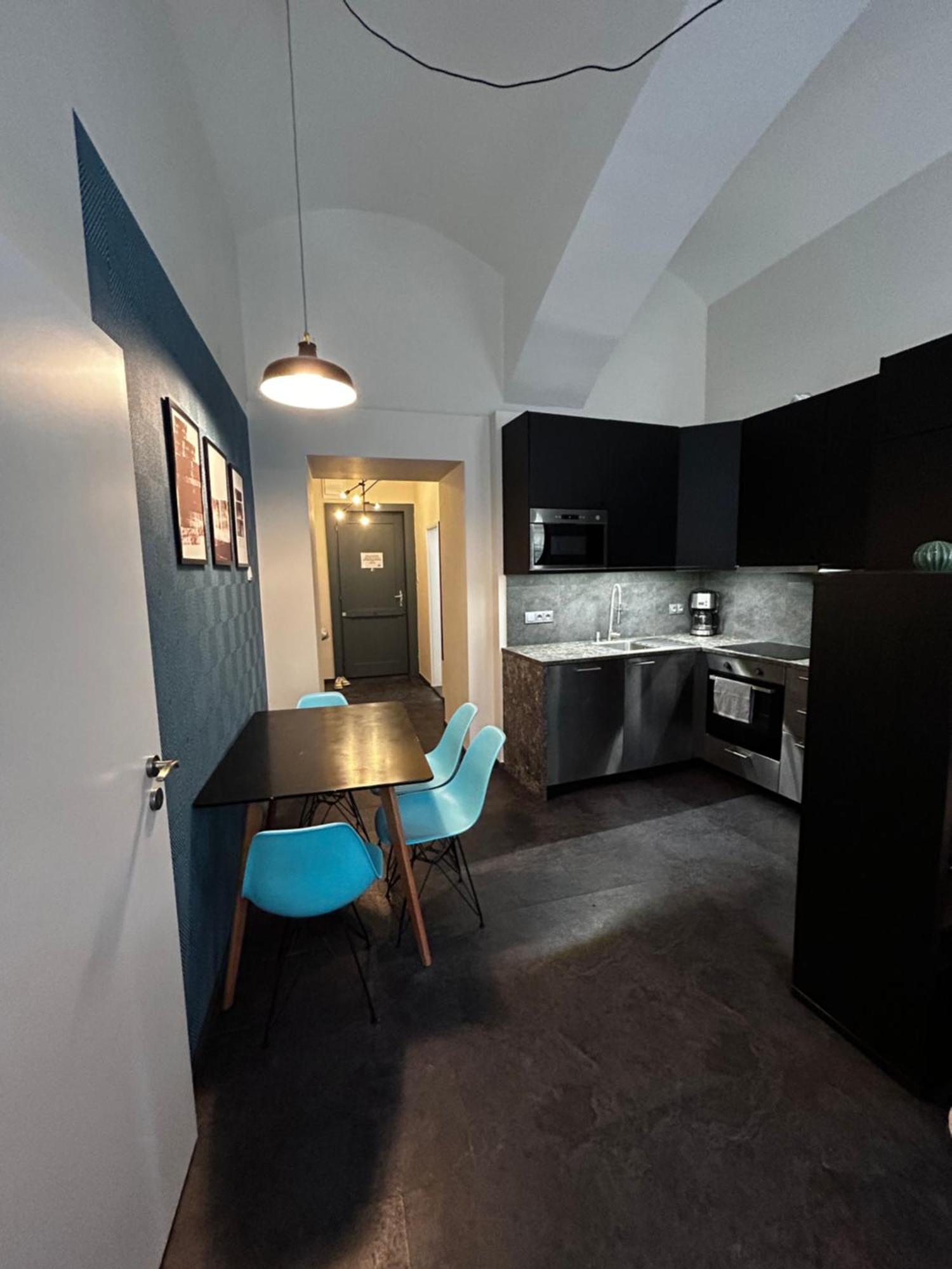 In The Heart Of Apartamento Praga